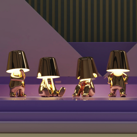 アイデアを照らすテーブルランプ | 1＋1無料